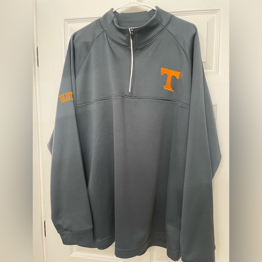 LIKE NEW Champion Tennessee Volunteers 3/4 zip up pullover